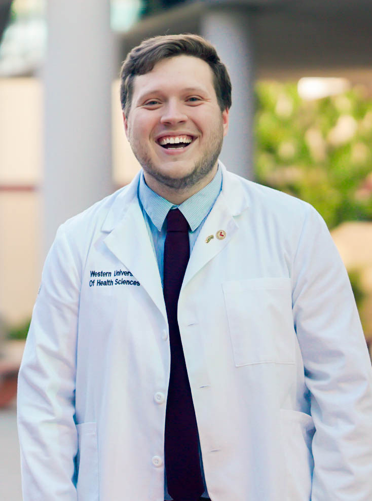 New veterinarian credits Batesville roots and the arts for his passion